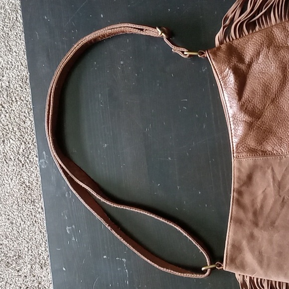 T shirt and jeans fringe shoulder bag - Picture 3 of 5